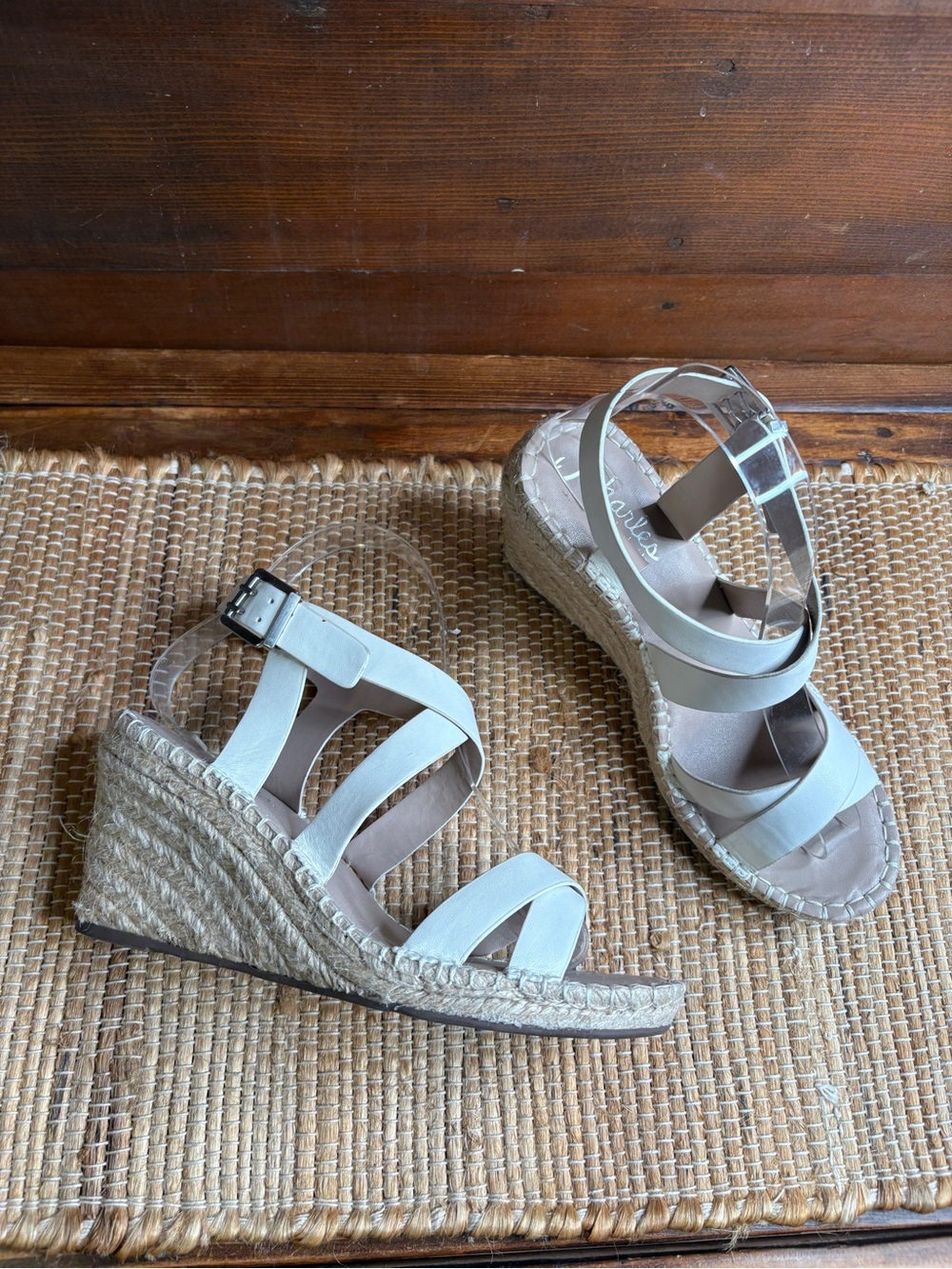 Charles by Charles Davis NORWAY Wedge Heels White Size 8.5M